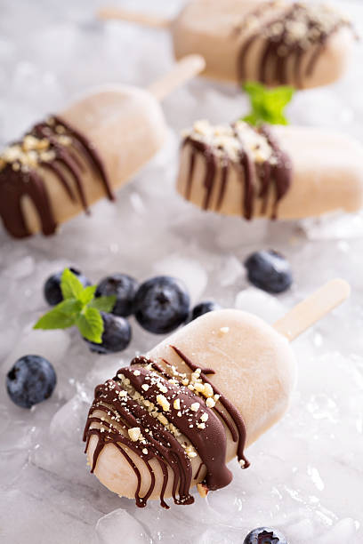 istock Banana and peanut butter popsicles with chocolate 501820230