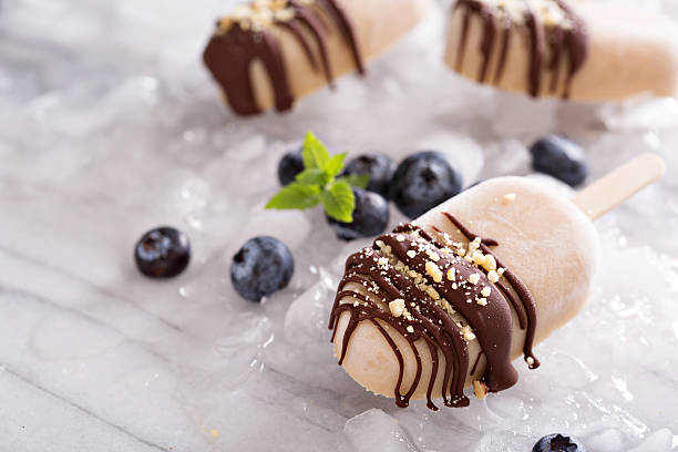 istock Banana and peanut butter popsicles with chocolate 501821862