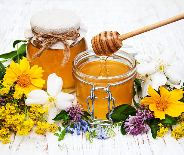 istock Honey and wild flowers 501822292