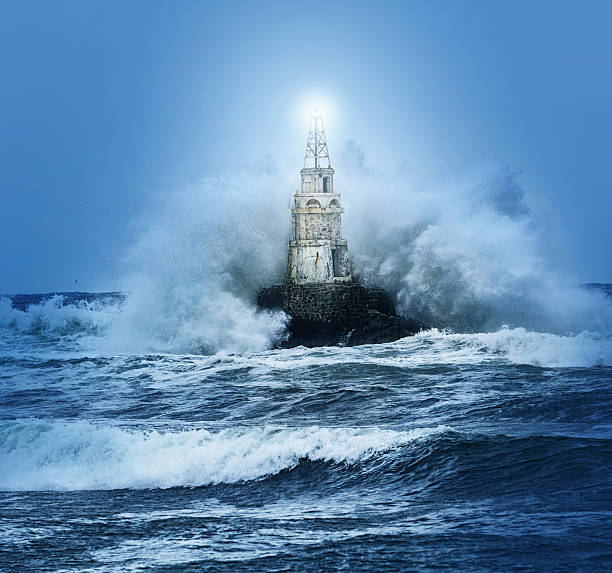 latarnia morska i storm - lighthouse storm sea panoramic zdjęcia i obrazy z banku zdjęć