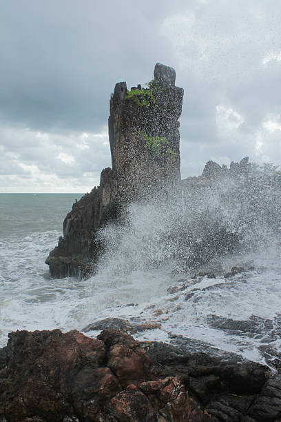 istock Ocean waves crashing on the rocks 501824484