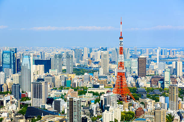 tour de tokyo comme avec vue sur la ville - tokyo prefecture tokyo tower night skyline photos et images de collection