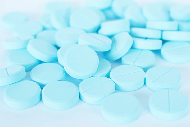 istock Heap Of Pills Background 501832599