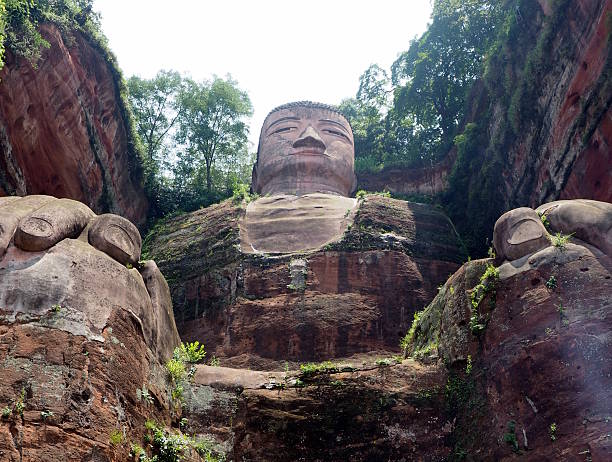 istock Leshan Grand Giant Buddha statue 501851090