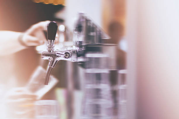 istock Beer, pint, hand, brasserie, background 501855678