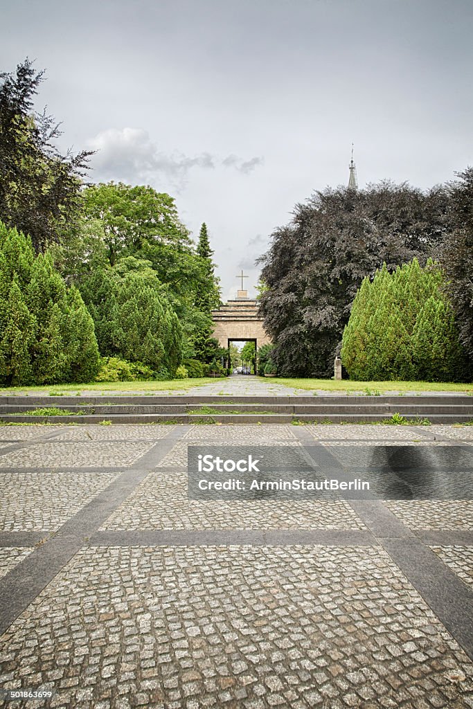 HDR shott, colocar y la entrada de un viejo cementerio - Foto de stock de Acera libre de derechos