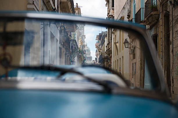 명소 쿠바 아바나 - chevrolet havana cuba 1950s style 뉴스 사진 이미지