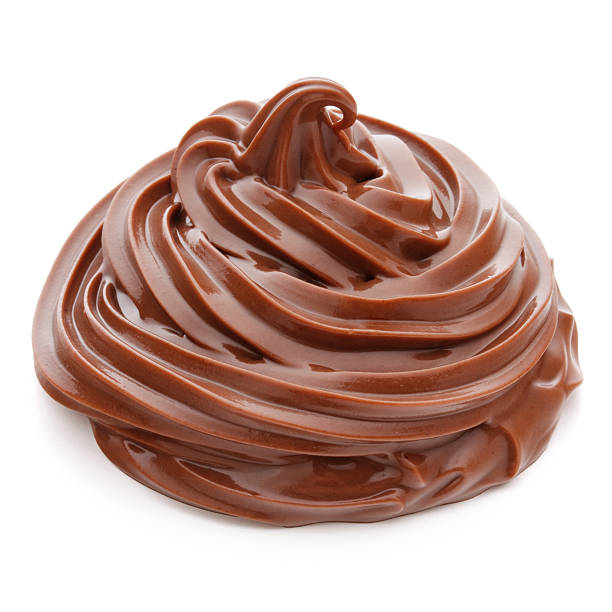 fotografii de stoc, fotografii și imagini scutite de redevențe cu crema de ciocolata se invarte izolat pe decupaj fond alb - chocolate icing