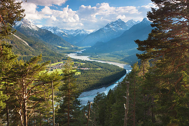 보기 자연스럽다 lechvalley, 티롤, 오스트리아 (austria), - klimmspitze 뉴스 사진 이미지