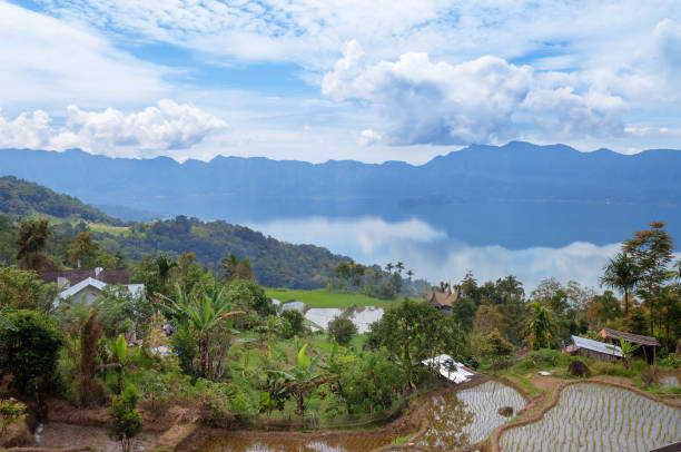 istock Lake Maninjau (Lake Maninjau) 501963991