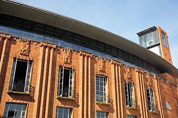 royal shakespeare theatre, stratford-upon-avon. - royal shakespeare theatre stock-fotos und bilder