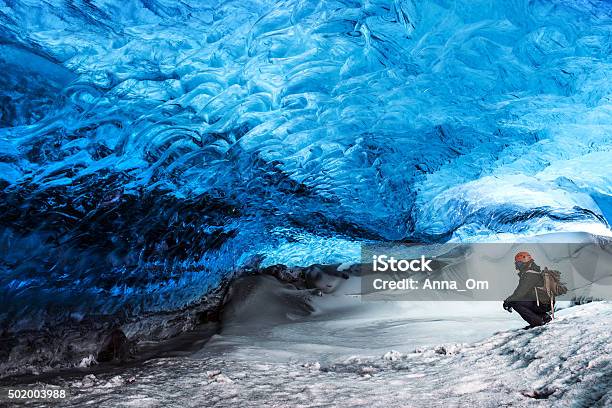 Photo libre de droit de Grotte De Glace De Glacier Islande banque d'images et plus d'images libres de droit de Islande - Islande, Glacière naturelle, Vatnajokull