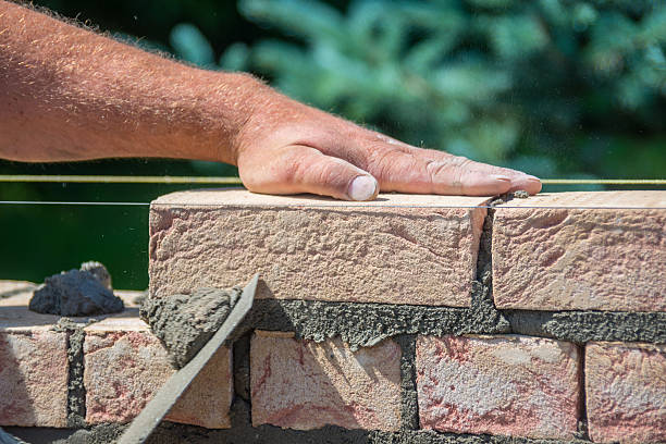 手作りのレンガの壁の構造を構築 - brick single object solid construction material ストックフォトと画像