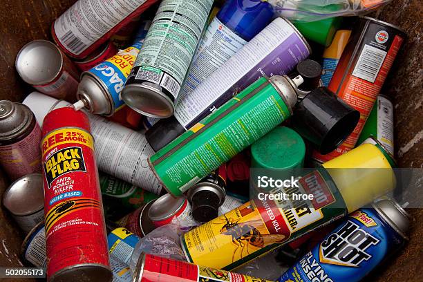 Dosen Spray Stockfoto und mehr Bilder von Spraydose - Spraydose, Giftmüll, Müll
