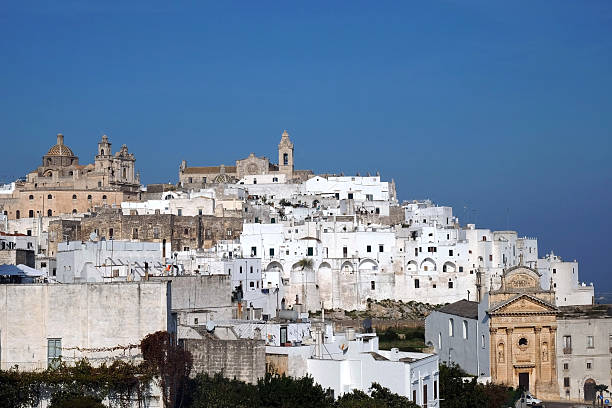 ostuni, - brindisi stock-fotos und bilder