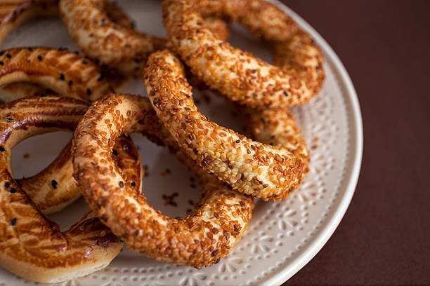 turecki bajgiel (kandil simiti - gourmet pastry bread horizontal zdjęcia i obrazy z banku zdjęć