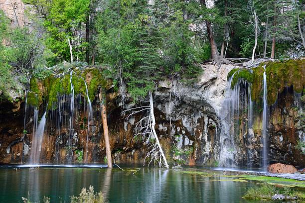 istock Hanging Lake Scenic Landscape 502071614