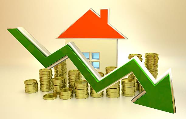 istock declining real estate prices 502087879