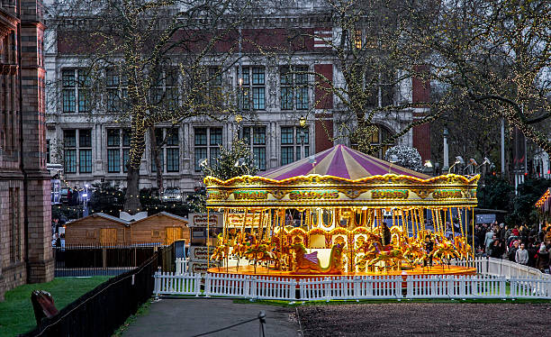 merry go round - go palavra inglesa imagens e fotografias de stock