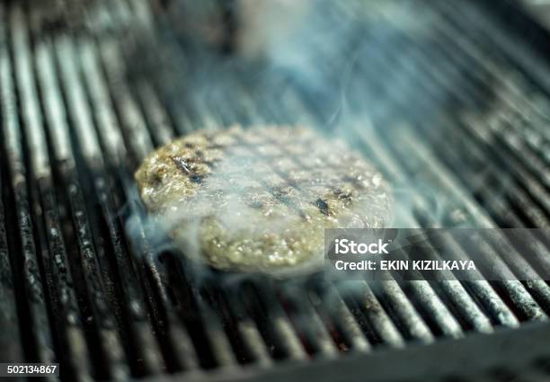 Foto de Burger Hambúrguer Grelhado e mais fotos de stock de Almôndegas - Almôndegas, Assado, Calor