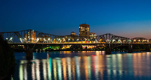 istock Alexandra rail and traffic bridge at night. 502176026