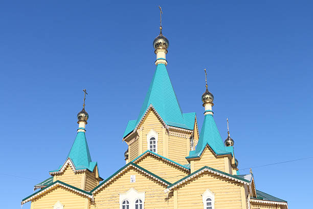 chiesa russa ortodossa della natività - siberia russia russian orthodox orthodox church foto e immagini stock