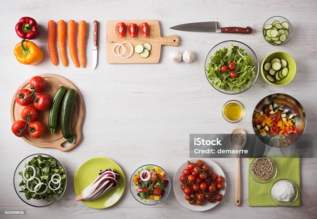 Comida sana y preparación de alimentos en su casa - Foto de stock de Ingrediente libre de derechos