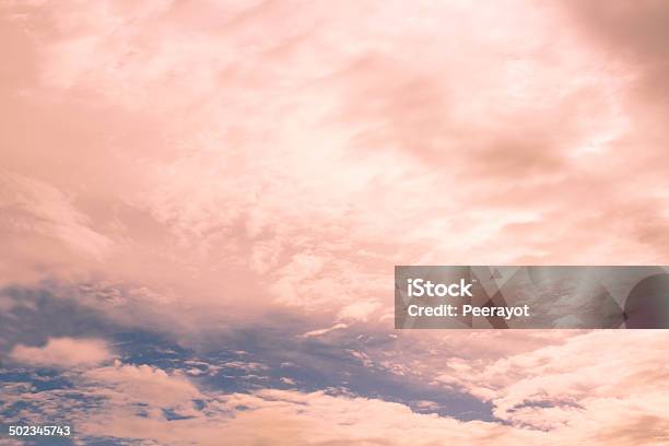 ビンテージスタイルのレッドカラートーンの空と雲 - まぶしいのストックフォトや画像を多数ご用意 - まぶしい, ドラマチックな空模様, ピンク色