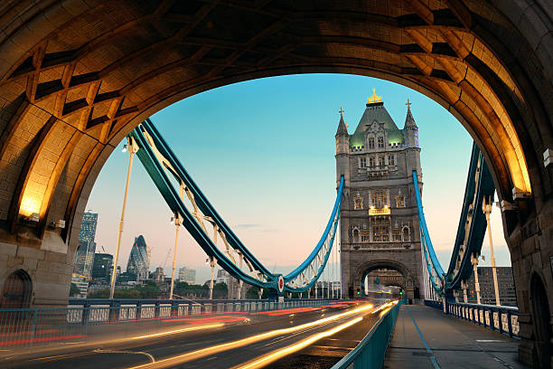 istock Tower Bridge morning traffic 502351495