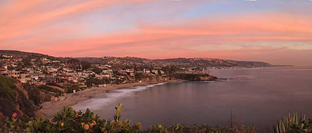istock Crescent Bay beach at sunset in Laguna Beach 502353002