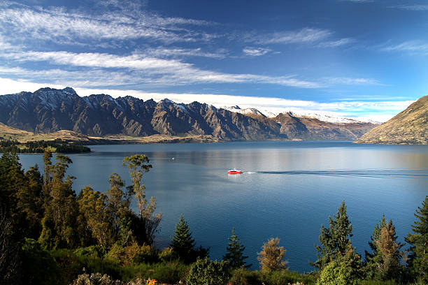 istock Lake Wakatipu, Queenstown 502356090
