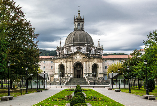 Basílica de san ignacio de Loyola photo