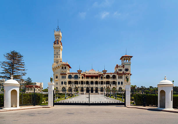 montaza palace à alexandria, en égypte. - farouk i photos et images de collection