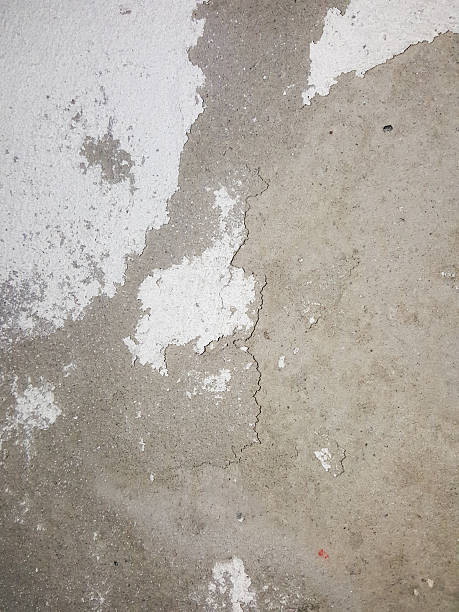 istock Crack and grunge cement background 502411012