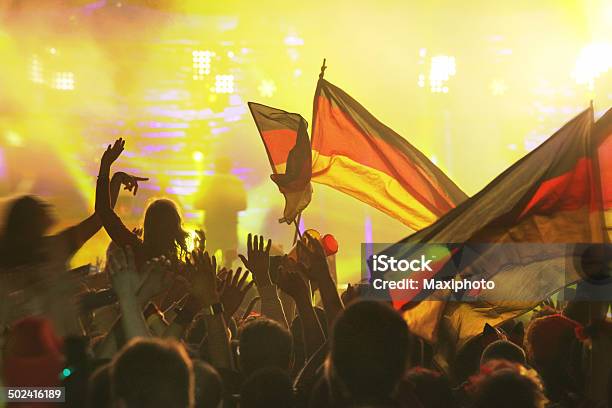 Deutschland Gewinnt Fifa Fußballweltmeisterschaft 2014 Champion Party Berlin Deutschland Stockfoto und mehr Bilder von 2014