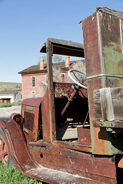 istock Vintage Truck 502422081