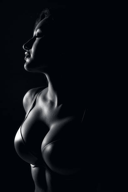 curvy donna - sensuality sex symbol breast women foto e immagini stock