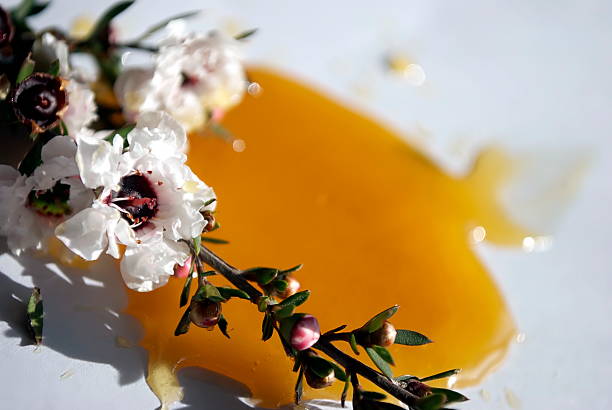 Manuka Honey and Flower