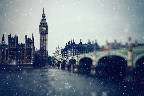 istock Christmas snow in London 502497508