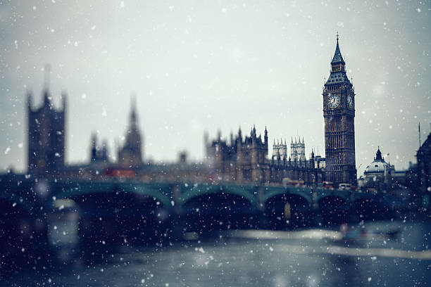 istock Christmas snow in London 502497534