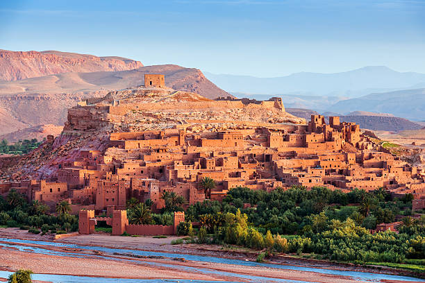 Aït Ben Haddou - Ancient city in Morocco North Africa Ouarzazate on the edge of the Sahara desert in Morocco. Taken as dawn broke. Famous for it use as a set in many films such as Lawrence of Arabia, Gladiator, Jewel of the Nile, Kingdom of Heaven, Kundun and Alexander North Africa. Nikon D3x. casbah photos stock pictures, royalty-free photos & images