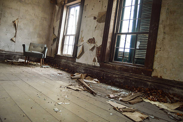 istock Abandon Living Room 502604570