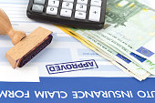 auto-versicherung-antragsformular.jpg?b=1&s=170x170&k=20&c=o-jRJqLzZSWfiYyXdoXzGZVN9l_kEbknOXlMM5h4G2Y=