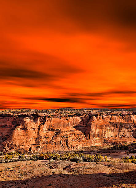istock Sunrise Canyon de Chelly 502605082