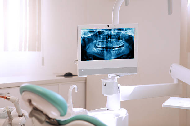 현대적이다 치과 - dentist office dentists chair dental equipment medical equipment 뉴스 사진 이미지