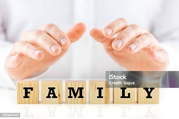 Konzeptionelle Bild Mit Dem Wort Familie Stockfoto und mehr Bilder von Abstrakt - Abstrakt, Familie, Schutz
