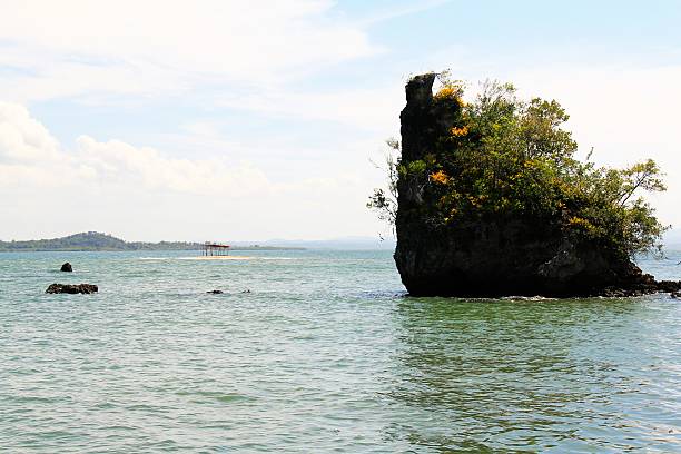 istock Pieces of The Furada Stone Island 502696334