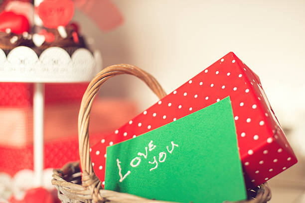 istock Love you note in a basket 502755158