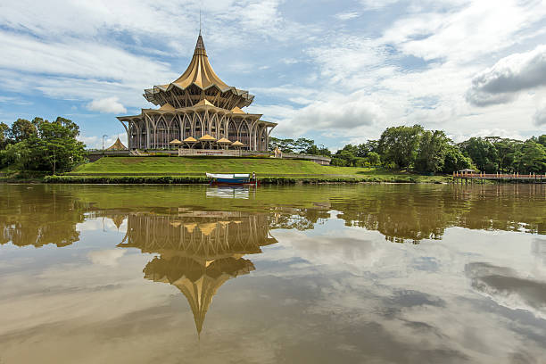 Riverfront view of Sarawak State Legislative Assembly Riverfront view of Sarawak State Legislative Assembly kuching waterfront stock pictures, royalty-free photos & images
