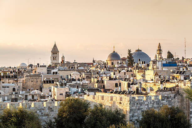 panorama starego miasta w christian dzielnicy w jerozolimie - chriastian zdjęcia i obrazy z banku zdjęć